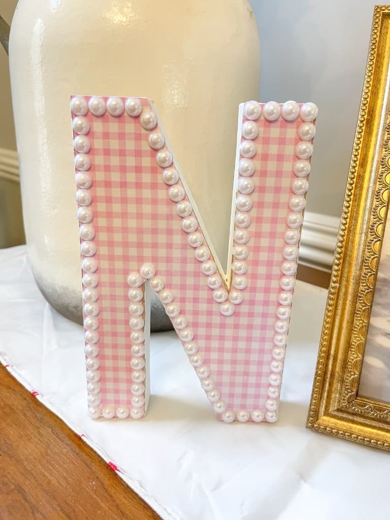 Amelia first birthday scalloped banner